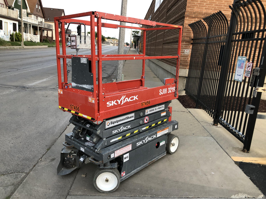 2018 Skyjack SJIII-3219 Standard Rental Specs
