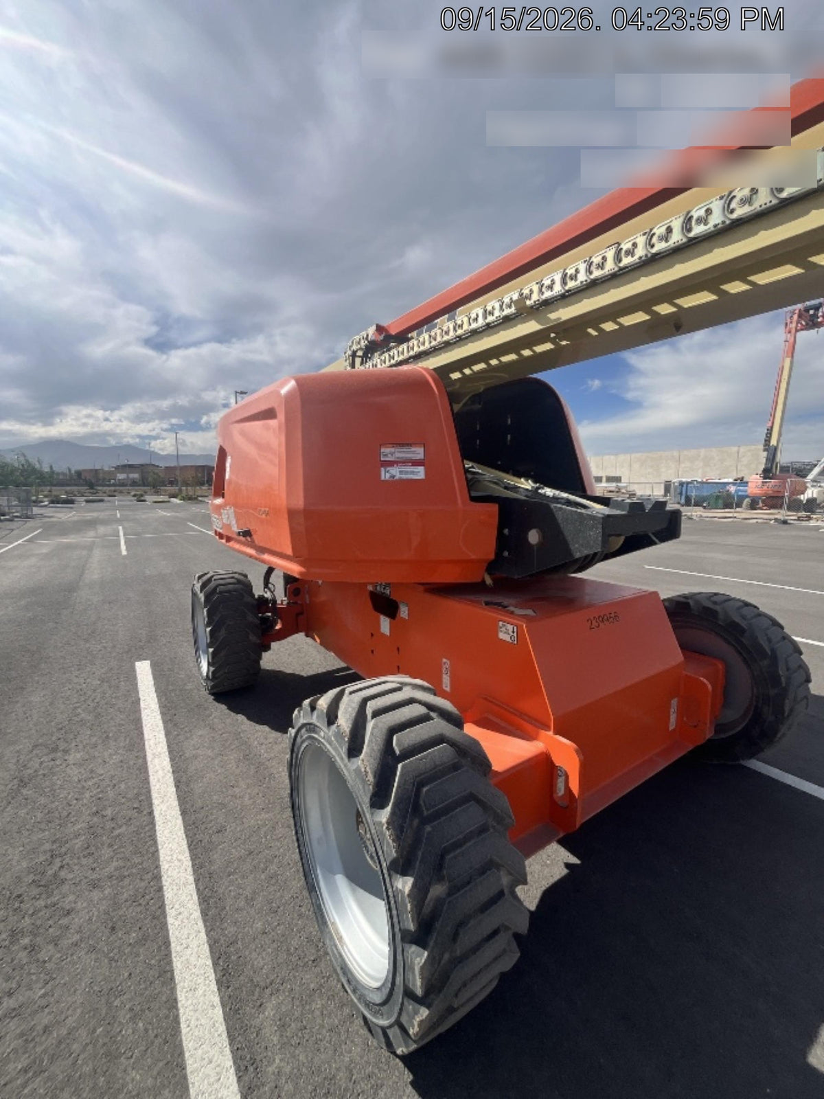 2022 JLG 660SJ