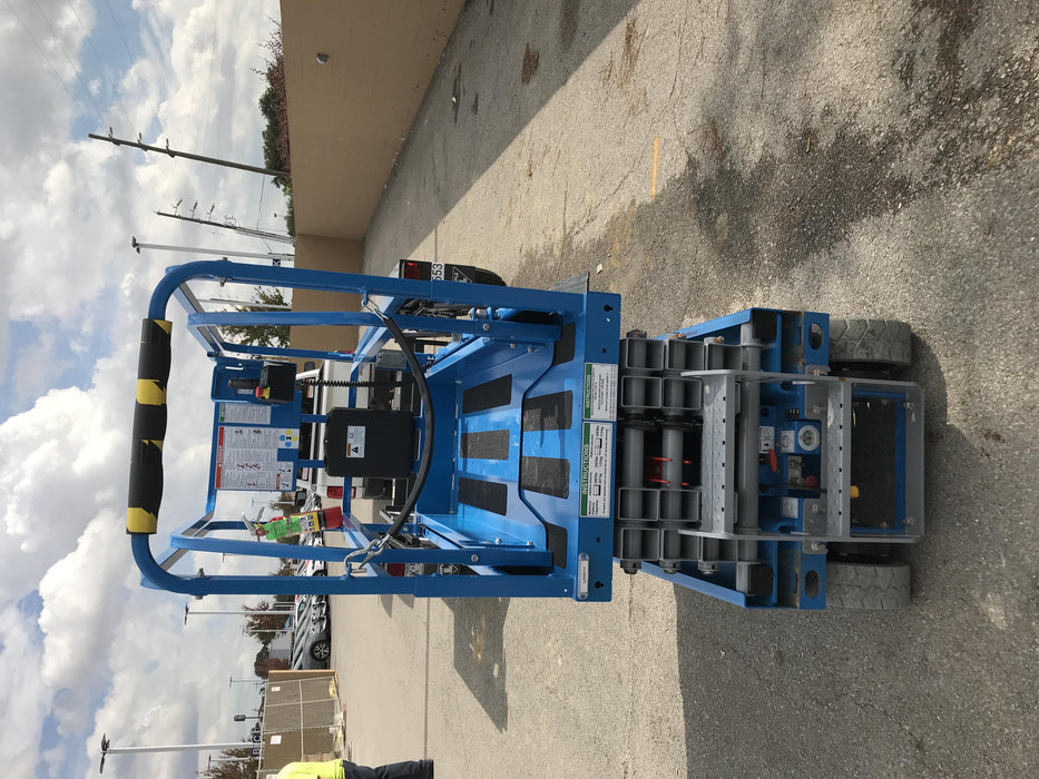 2019 Genie GS-1930 Fixed Rails with Chain Entry