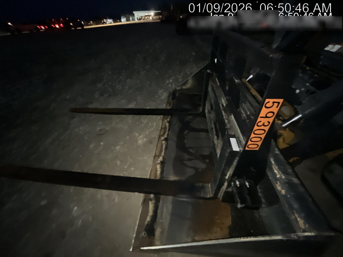 2025 ARROW MATERIAL HANDLING 24" Pallet Fork Frame