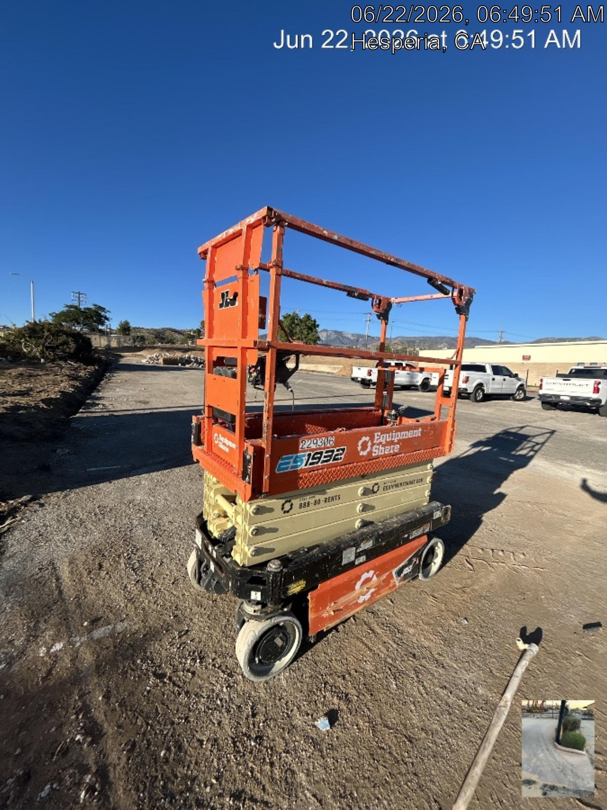 2022 JLG ES1932