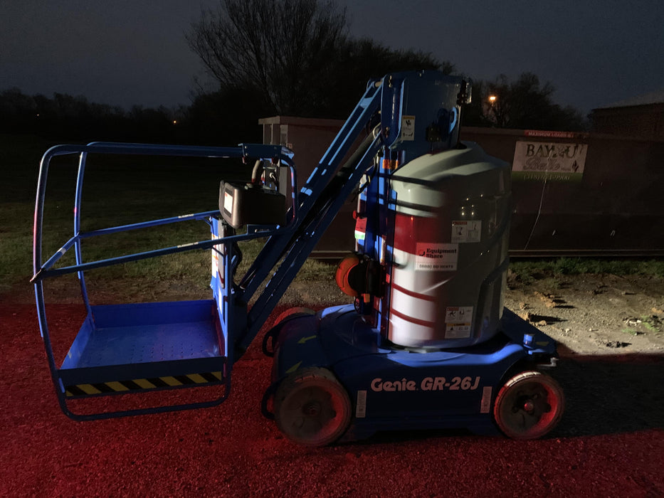 2020 GENIE GR-26J