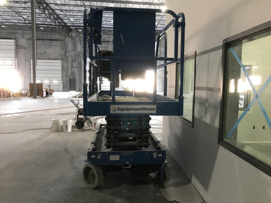 2018 Genie GS-3246 Genie GS-3246 w/Folding rails, Full height swing gate