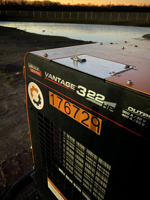 2021 Lincoln Electric Vantage 322 Vantage 322 Ready Pak 3 w/ Decals, ORANGE (includes trailer, cable rack, fender light kit) NO Telematics