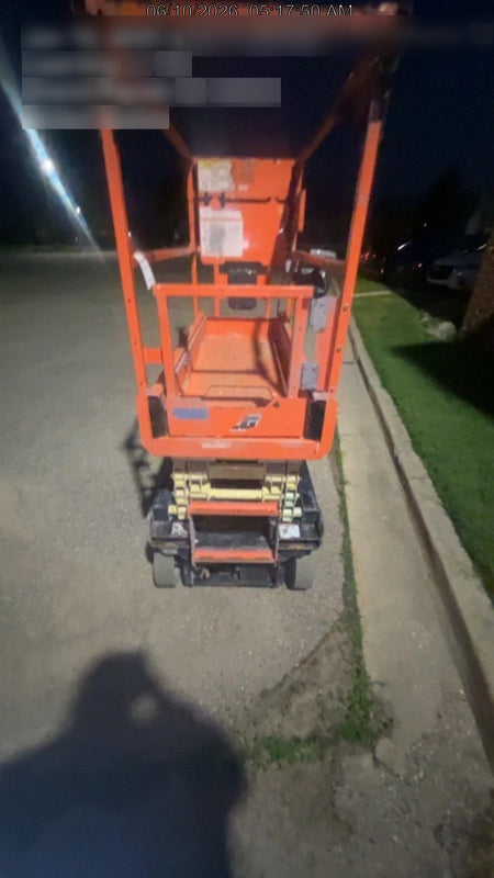 2022 JLG ES1932