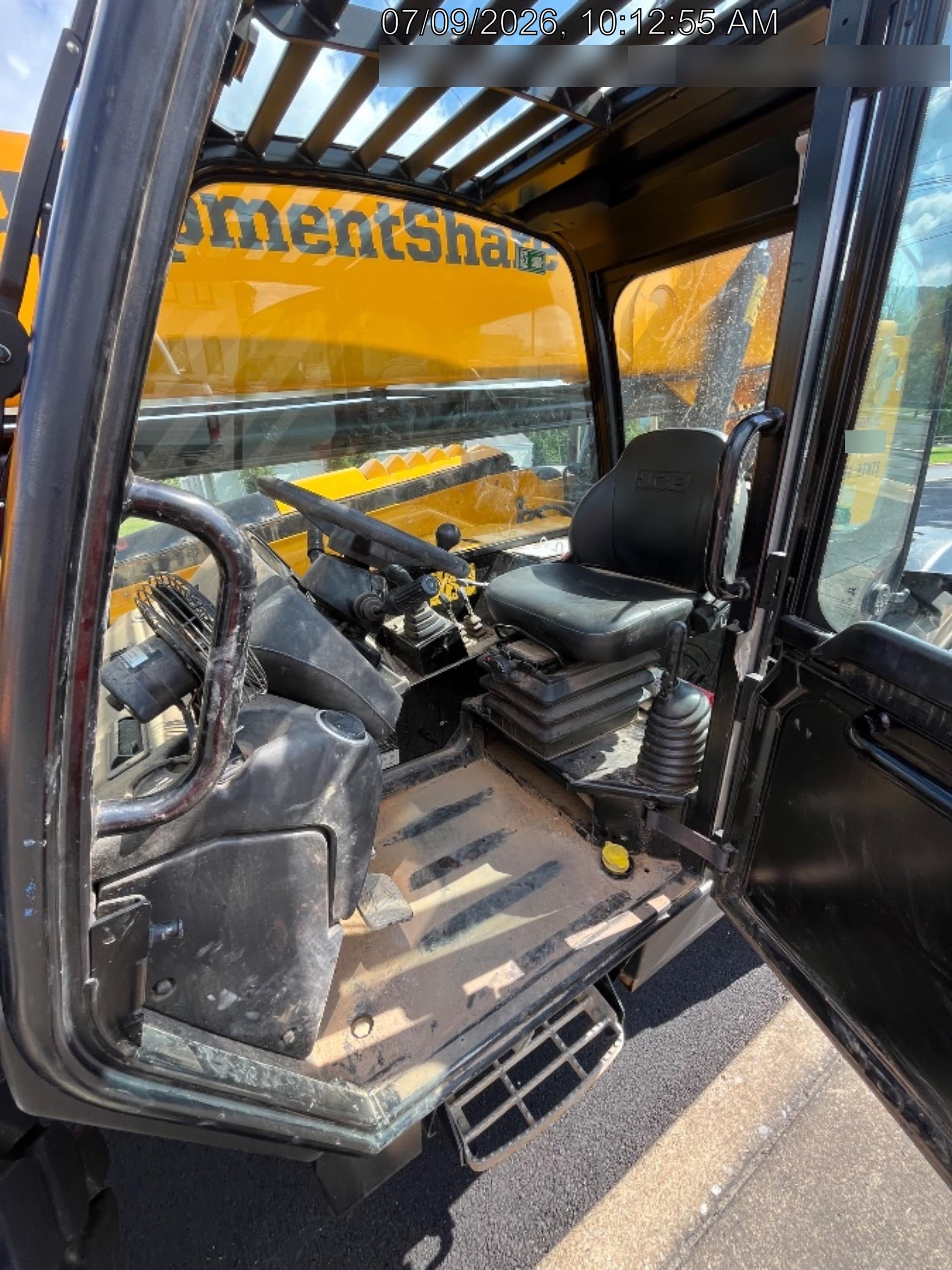 2025 JCB 509-42