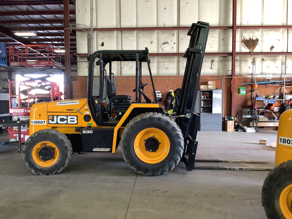 2021 JCB 930-4