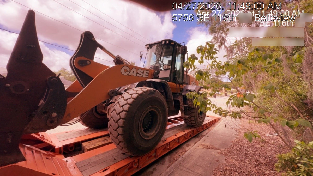 2022 CASE 921G
