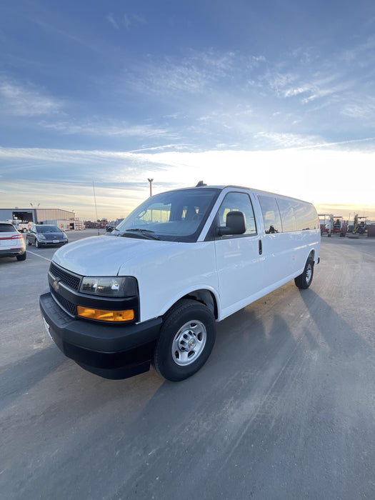 2025 CHEVROLET Express Van - Rental