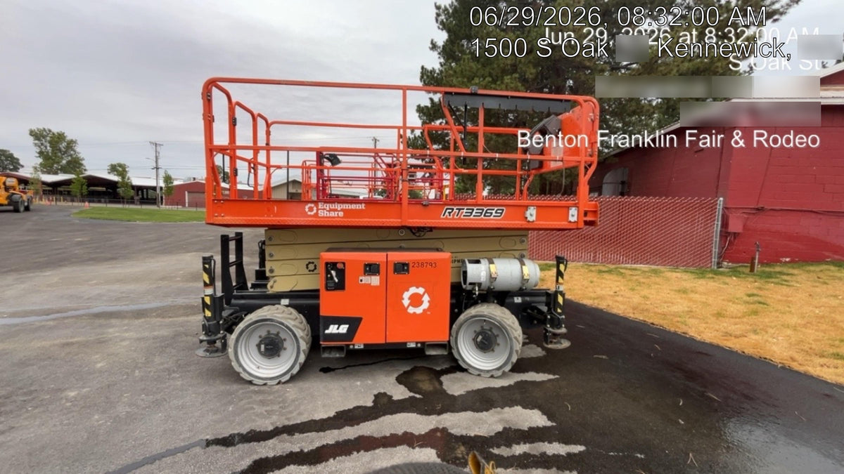 2022 JLG RT3369