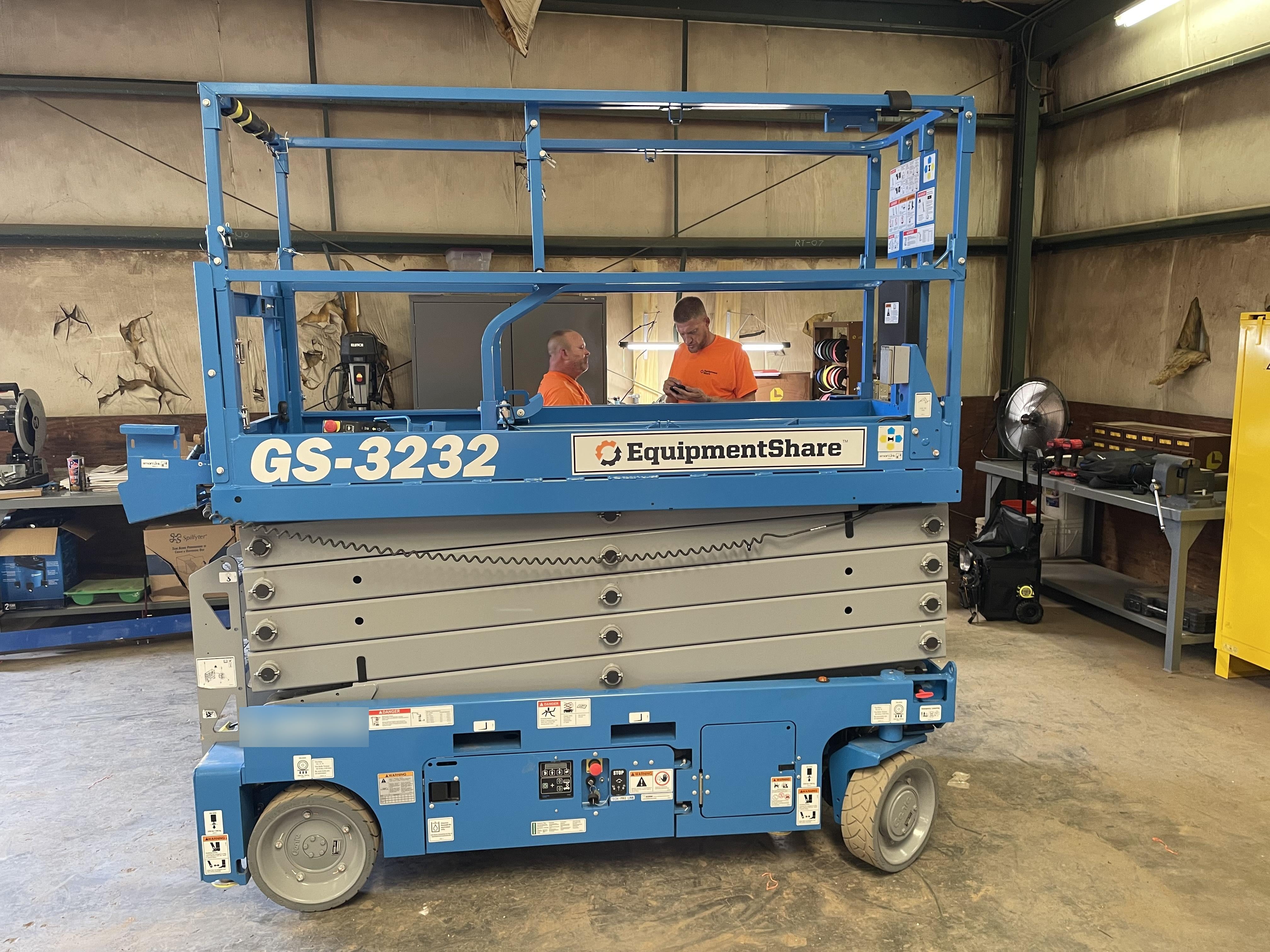 2022 GENIE GS-3232