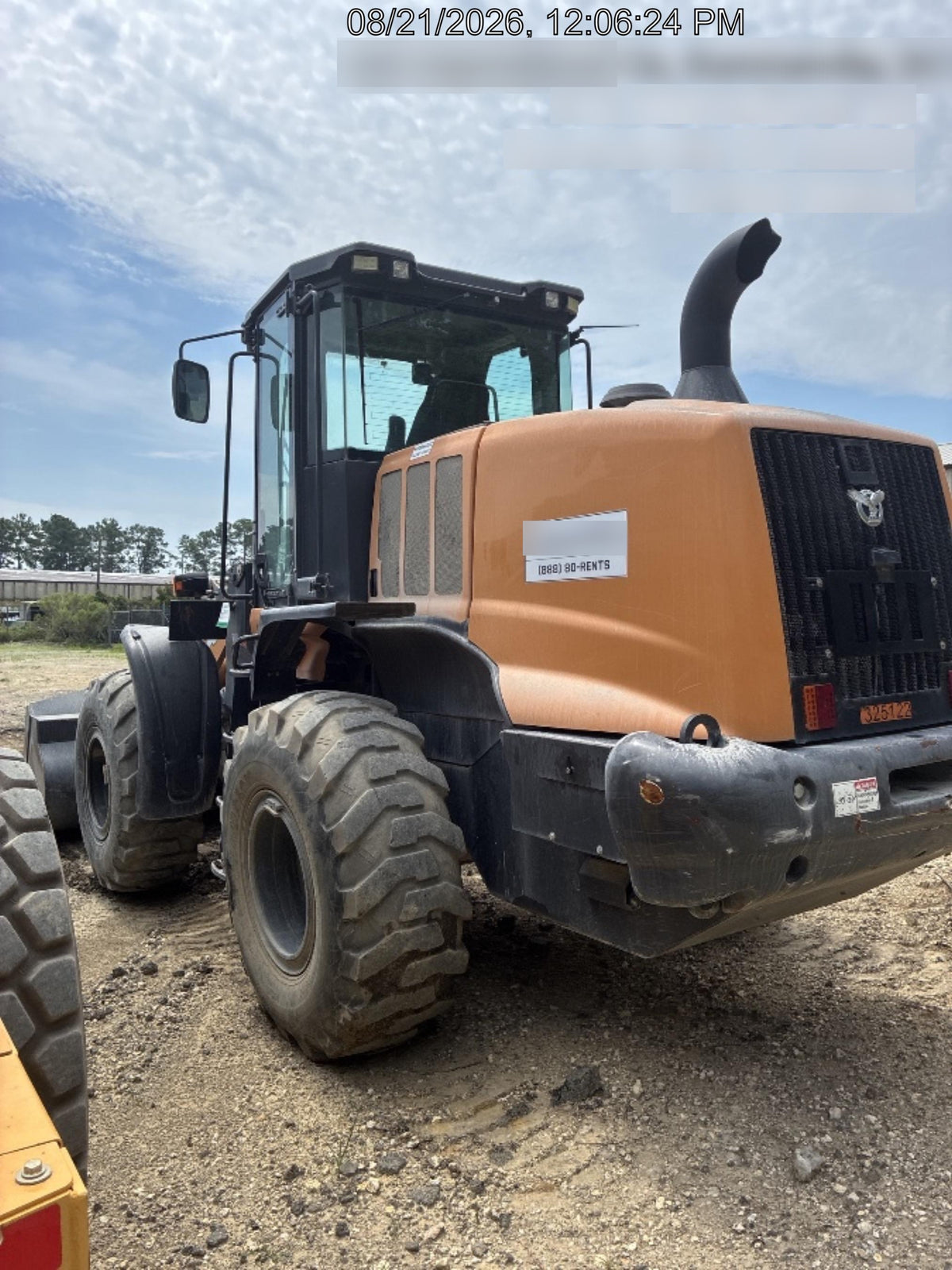 2023 CASE 621G