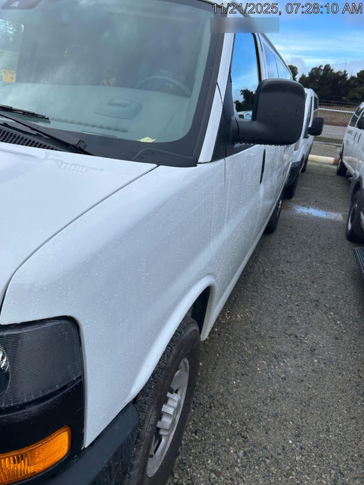 2025 CHEVROLET Express Van - Rental