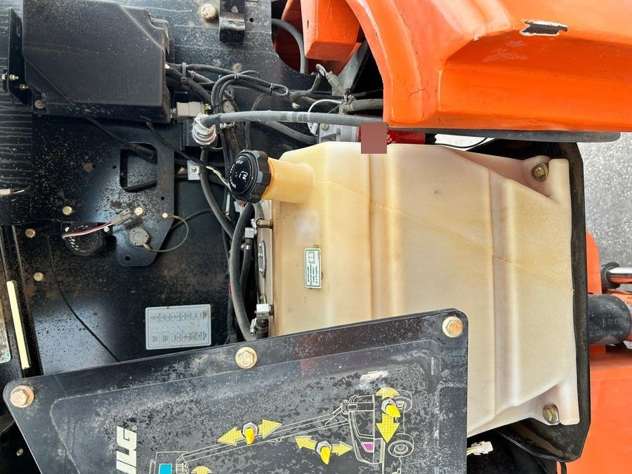 2020 JLG 400S