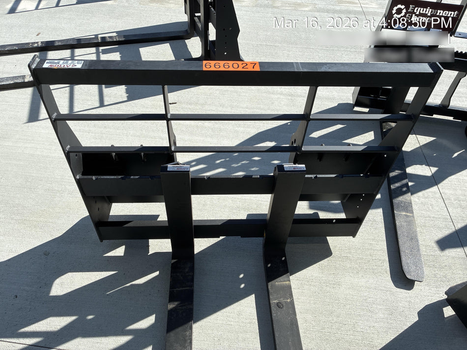 2026 ARROW MATERIAL HANDLING 72" Pallet Forks - Arrow