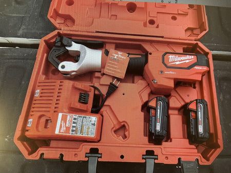 2022 MILWAUKEE 2877-22