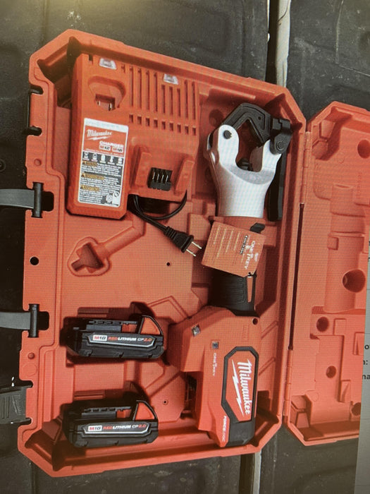 2022 MILWAUKEE 2877-22