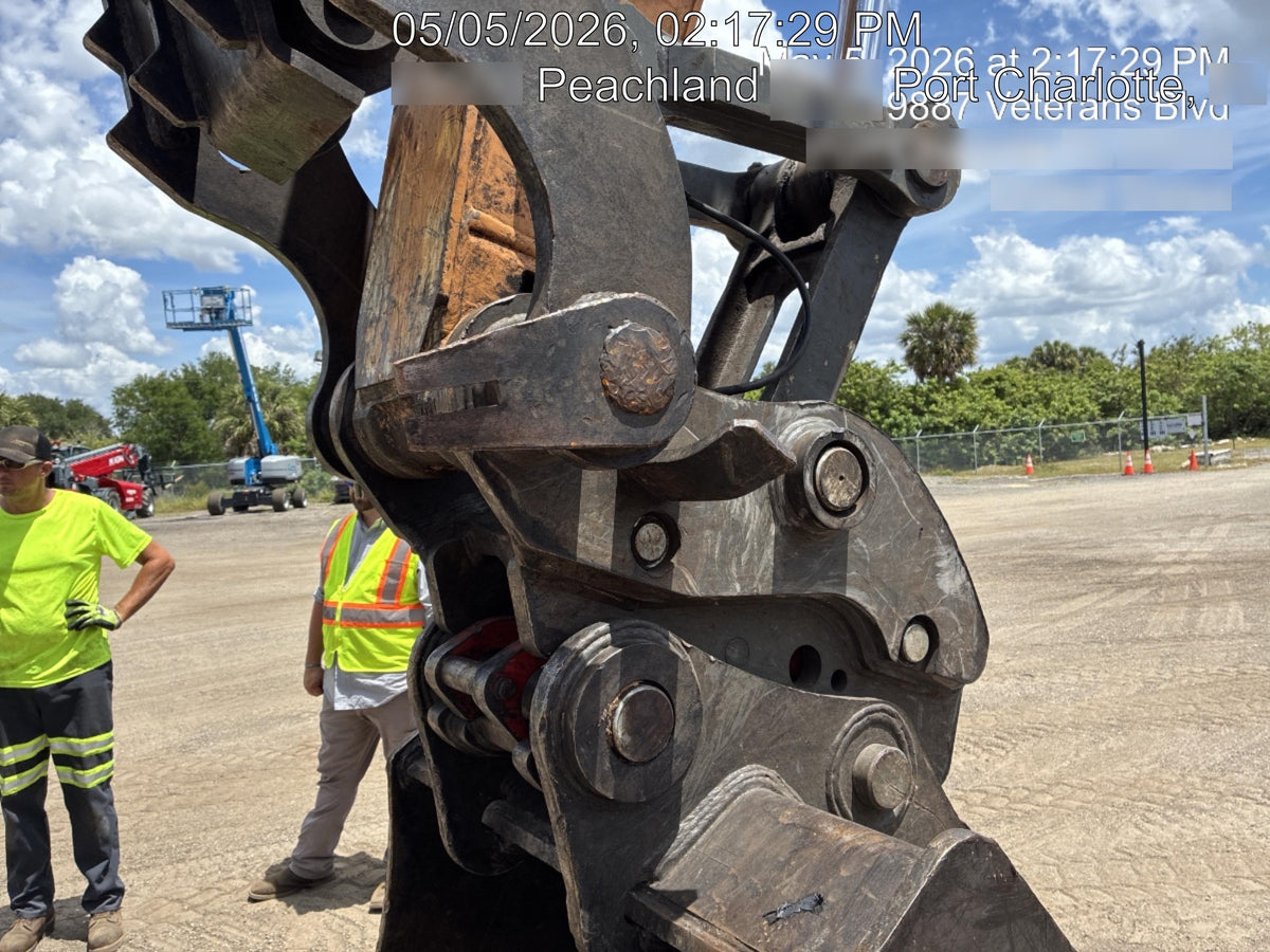 2023 CASE CX300E