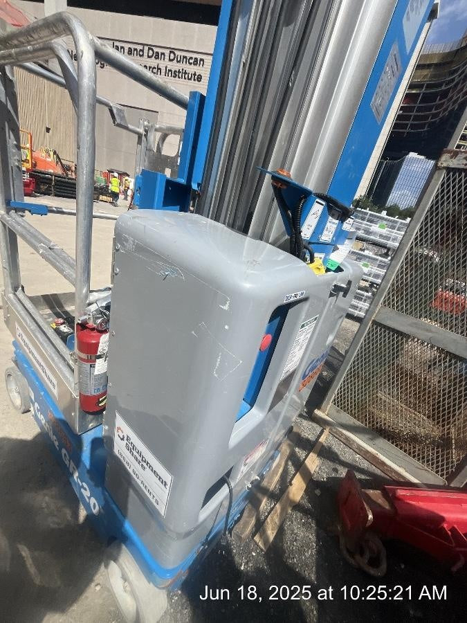2019 GENIE GR-20