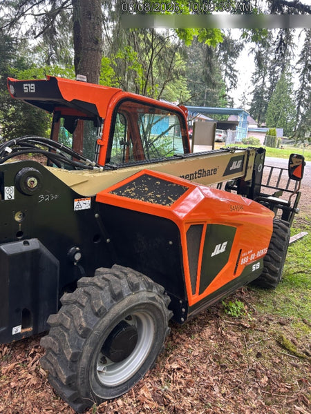 2025 JLG 519