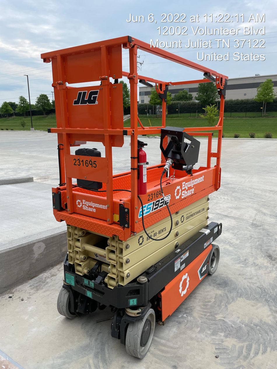 2022 JLG ES1932
