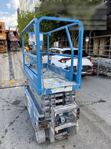 2019 Genie GS-1930 Fixed Rails with Chain Entry