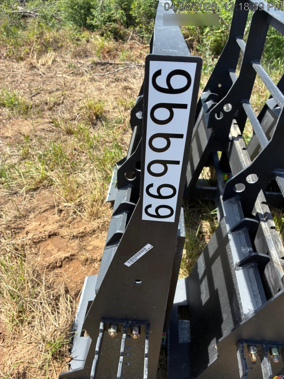 2026 ARROW MATERIAL HANDLING 72" Pallet Forks - Arrow