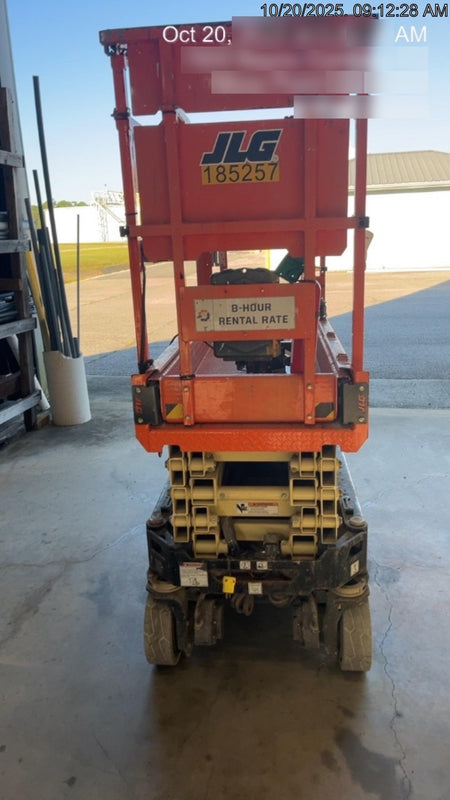 2021 JLG ES1932