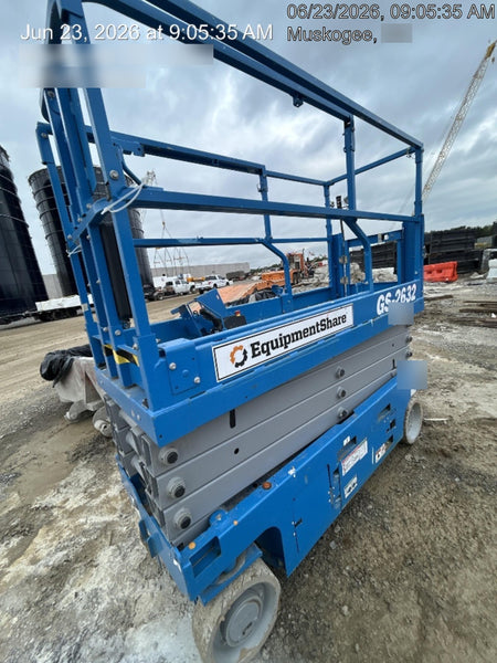 2023 GENIE GS-2632