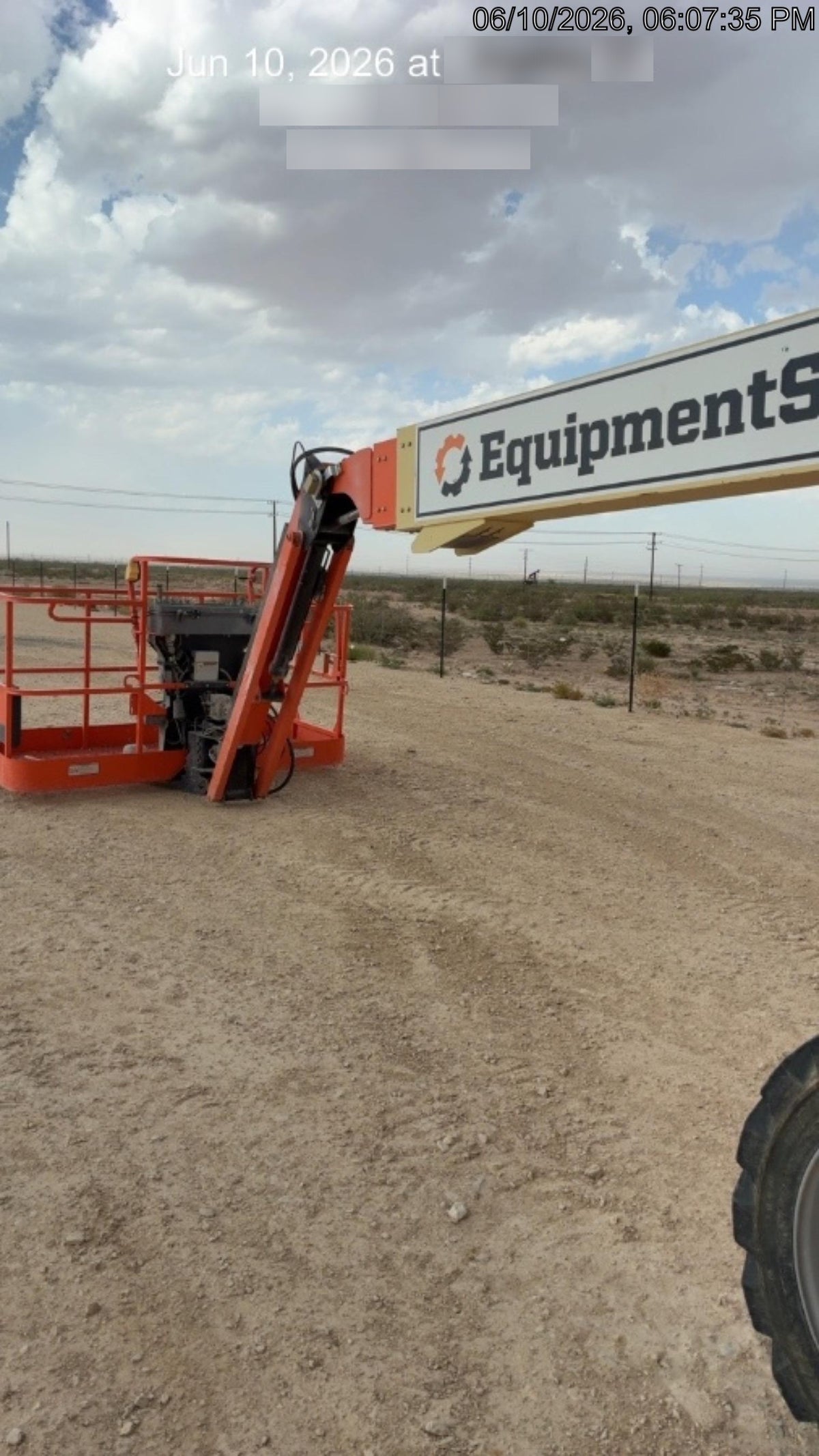 2021 JLG 660SJ