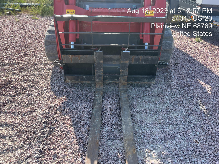 2022 ARROW MATERIAL HANDLING 48" Pallet Forks - Arrow