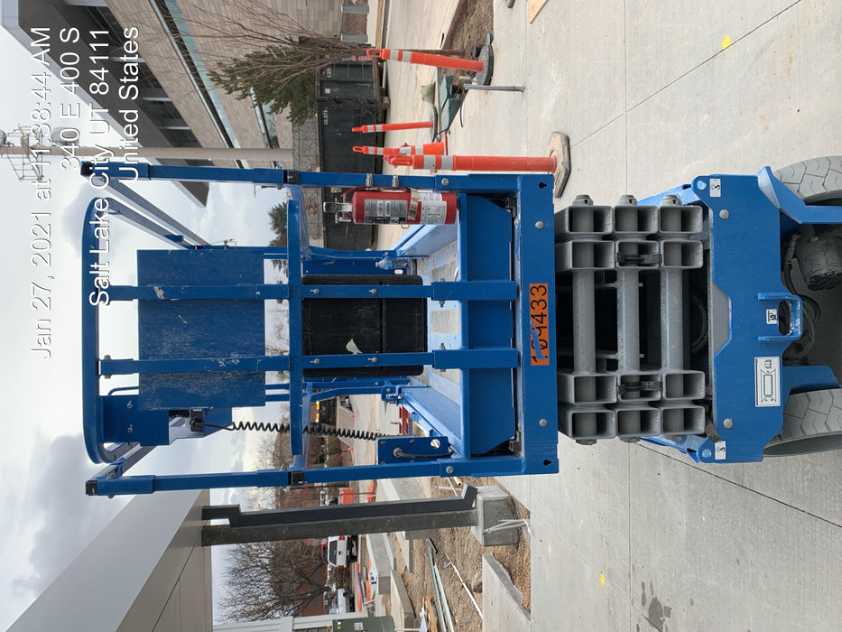 2020 Genie GS-2632 Solid NM Tires, Folding Rails with Half-Height Swing Gate, Beacon