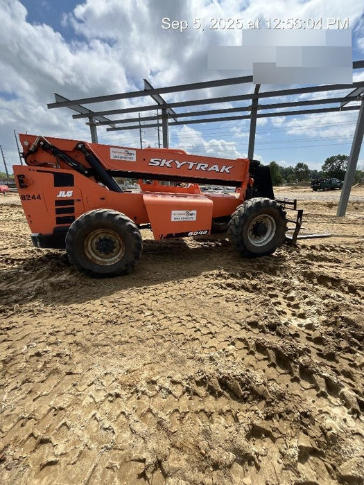 2018 SKYTRAK 8042