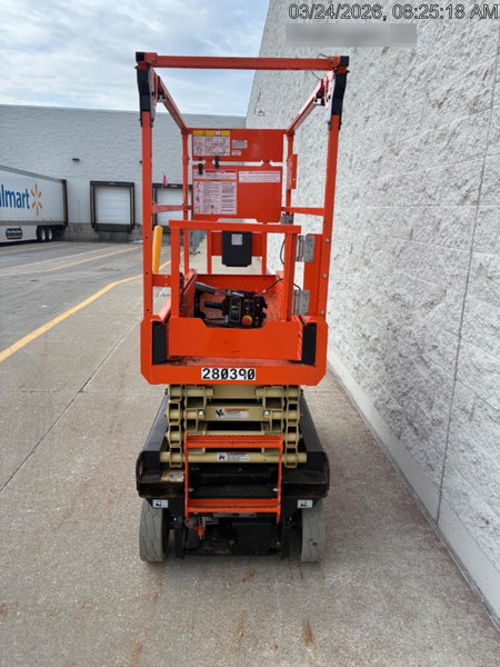 2022 JLG ES1932