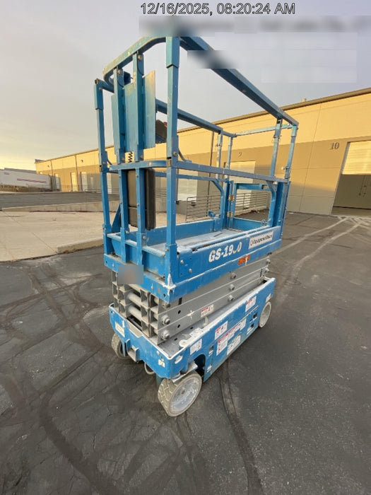 2020 Genie GS-1930 Solid Non Marking Tires, Beacon, Folding rails with half height swing gate