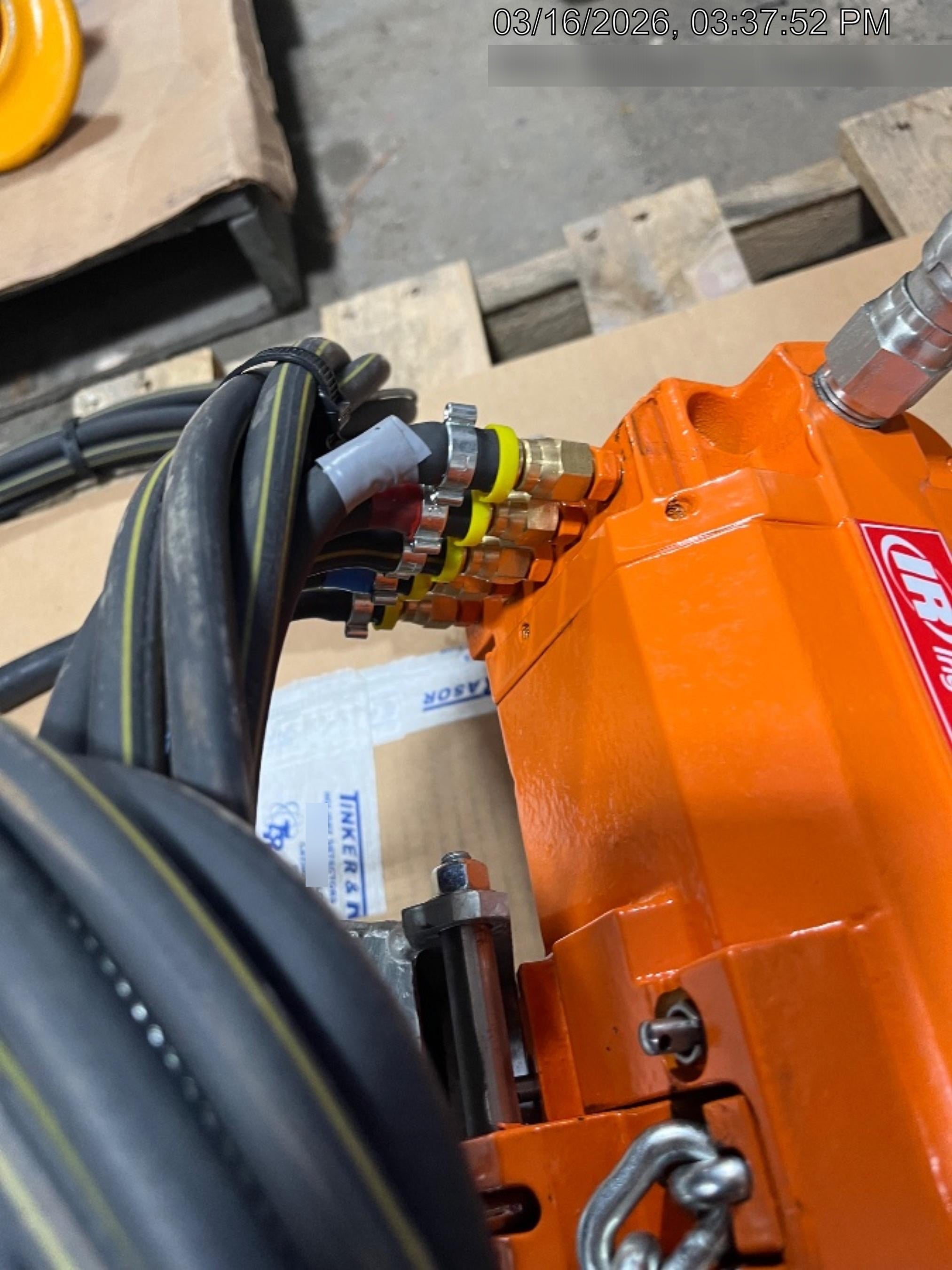 2023 INGERSOLL RAND LL2A020