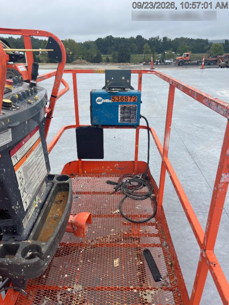 2023 JLG 660SJ