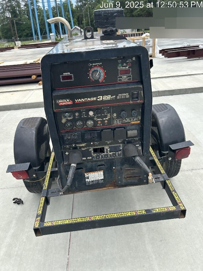 2018 Lincoln Electric Vantage 322 Lincoln Vantage 322 Welder Ready Pak 3 - Vantage 322, Trailer, Fender and light kit, Cable rack
