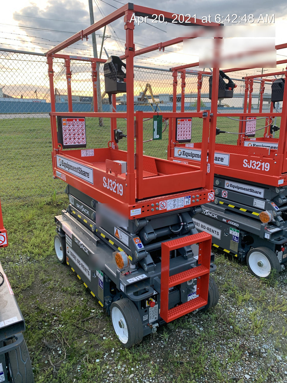 2021 SKYJACK SJ3219