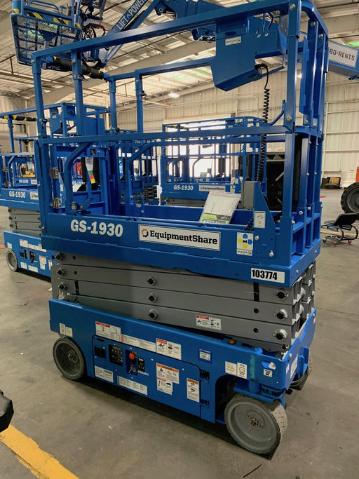 2020 Genie GS-1930 Solid Non Marking Tires, Beacon, Folding rails with half height swing gate, 800W Inverter