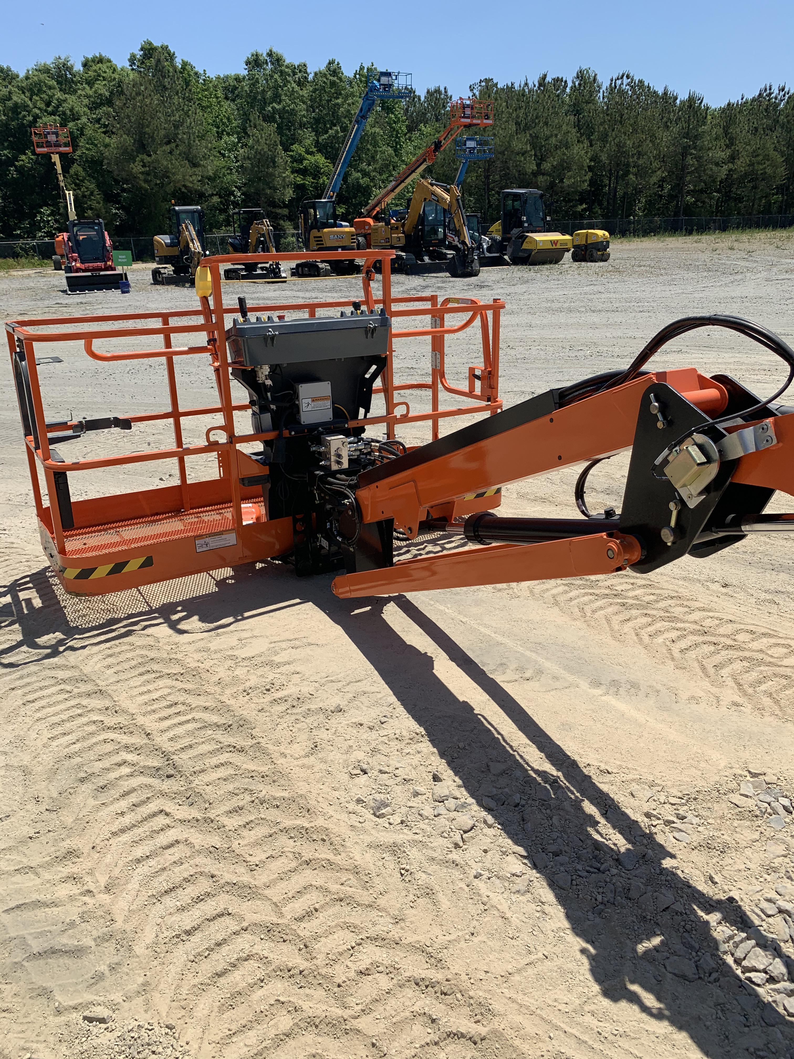 2021 JLG 660SJ