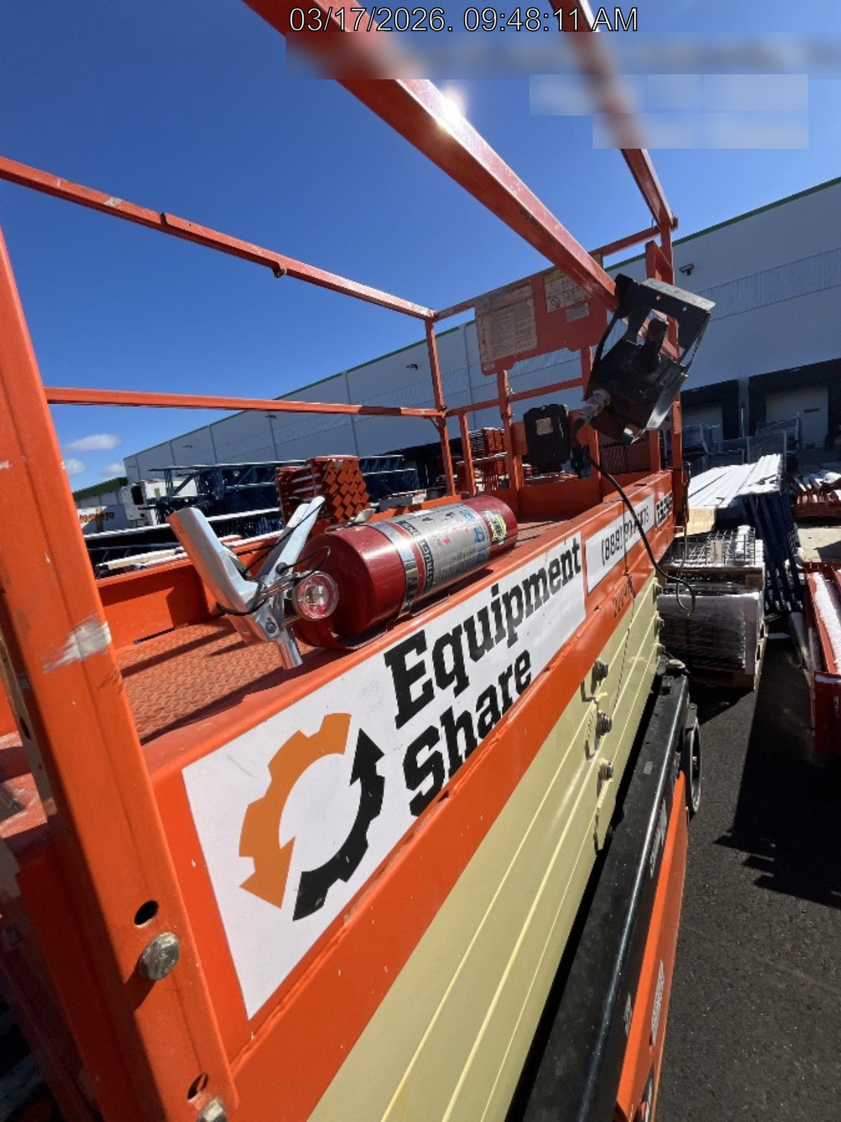 2022 JLG R3246