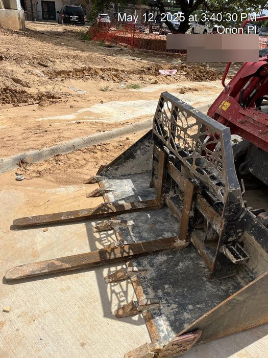 2022 PALADIN 48" Pallet Forks - Paladin