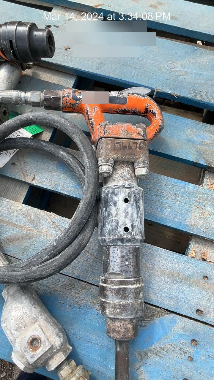 2021 MICHIGAN PNEUMATIC ES-CH3R-TRACKER