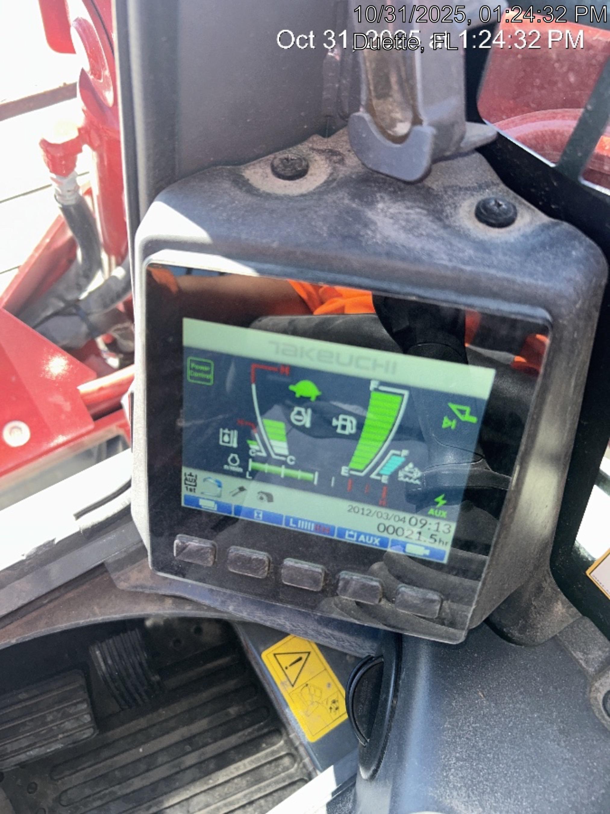 2025 TAKEUCHI TL12V2-CR