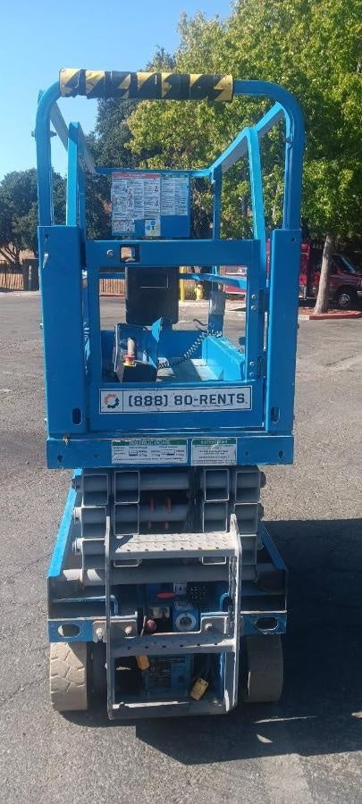 2019 Genie GS-1930 Half Height Swing Gate, 800W Inverter