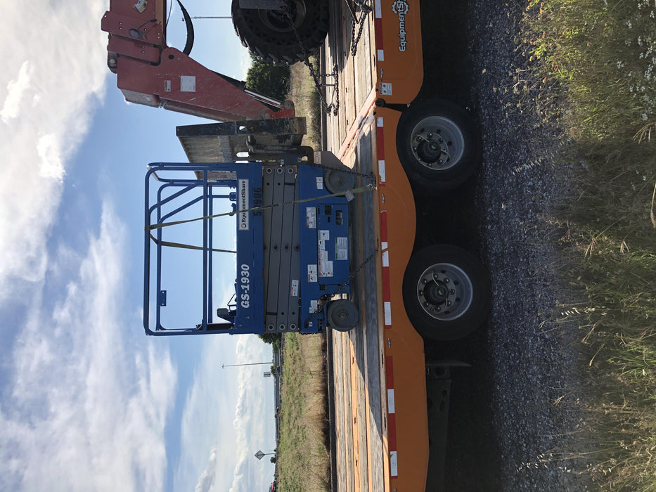 2019 Genie GS-1930 Fixed Rails with Chain Entry