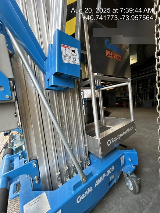2019 GENIE AWP-30S