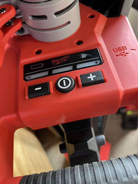 2022 MILWAUKEE 2136-20