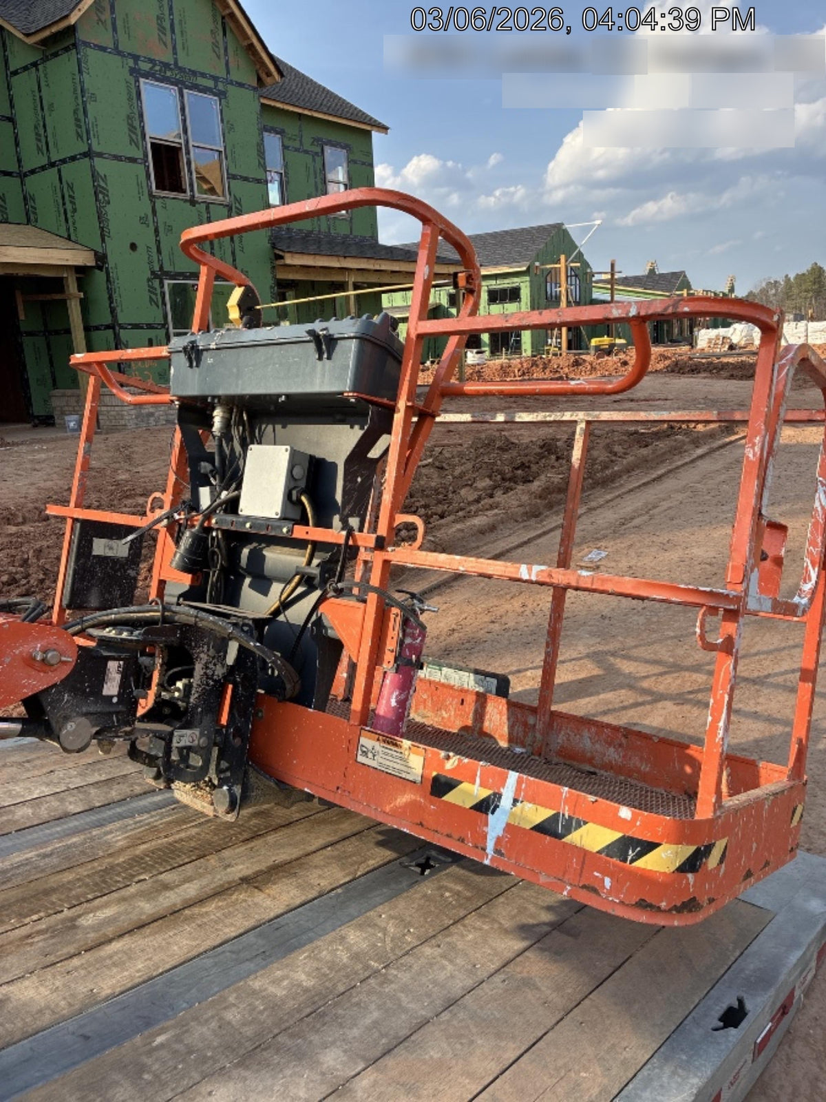 2021 JLG 400S